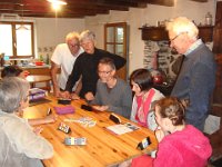 Gérard, Blandine, Benoït, Cécile, Jean-Paul, Noémie, tous un peu perplexes.