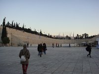 ... rénové pour les Iers Jeux olympiques de l’ère moderne, en 1896, presque trop bien pour être intéressant. Son nom usuel en grec, Kallimármaro, signifie « d’un beau marbre ».