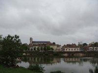 La cathédrale Saint-Vincent, vue depuis l'île.