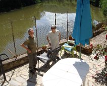 24 Au gîte. Aujourd'hui le Tarn est bien boueux ...