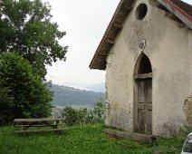 05 La chapelle semble toujours abandonnée ...