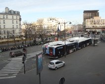 00 Depuis la gare de Lyon le bus 91 nous a amenés directement ...